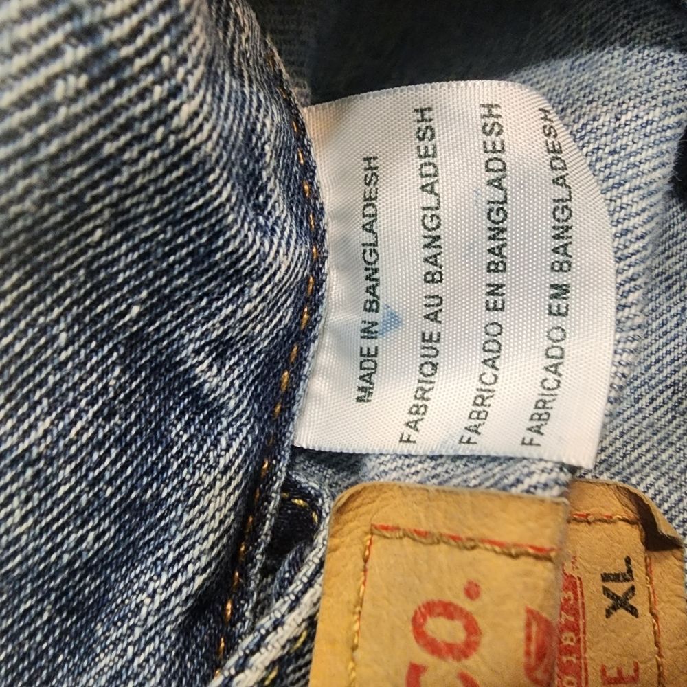 Levi's Vintage Light Blue Denim Jean Jacket - Picture 6 of 10